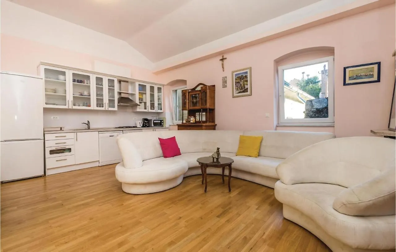 3 Bedroom Cozy Home In Opatija Chorvatsko